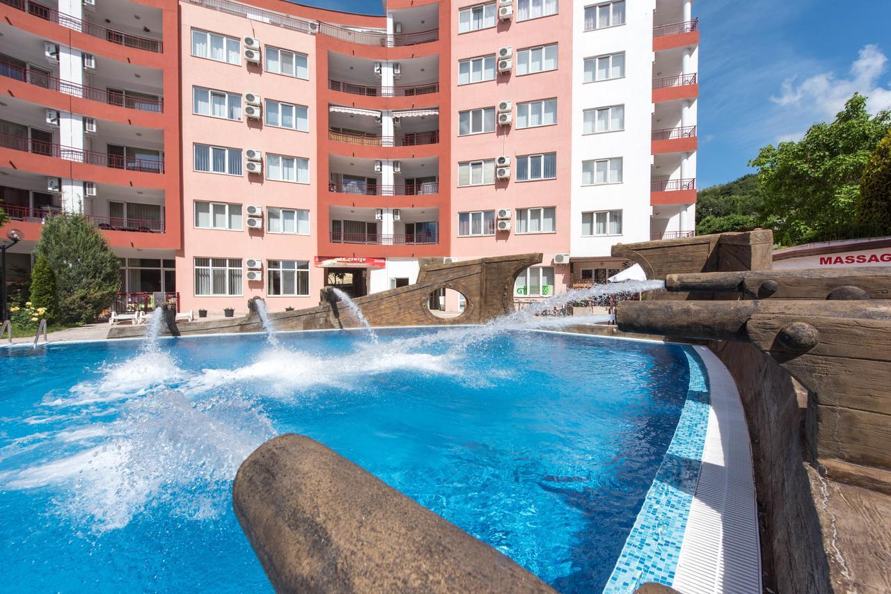 Gt Privilege Fort Beach Apartments Elenite Exteriér fotografie