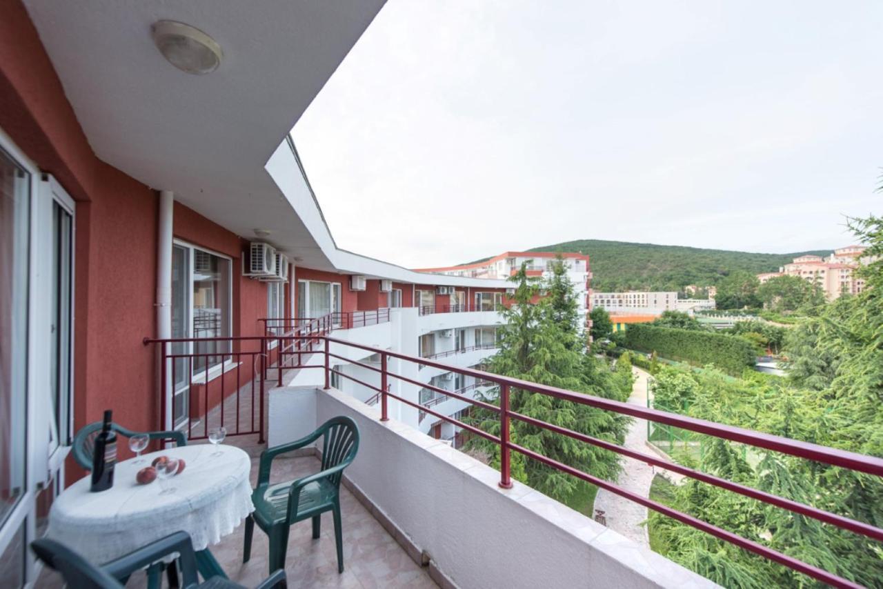 Gt Privilege Fort Beach Apartments Elenite Exteriér fotografie